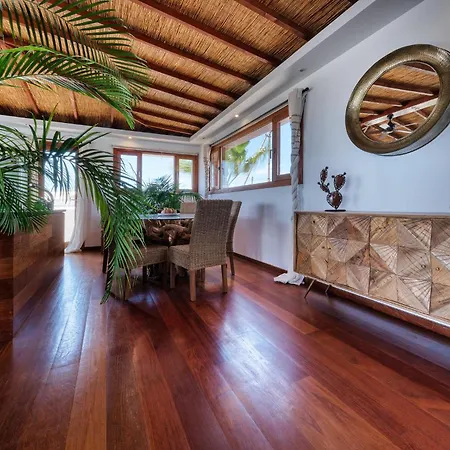 Holiday home Bali Sea Views